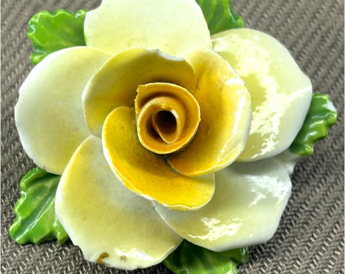 Vintage THORLEY Porcelain YELLOW ROSE brooch/pin hand painted in England, 1950s Bone China