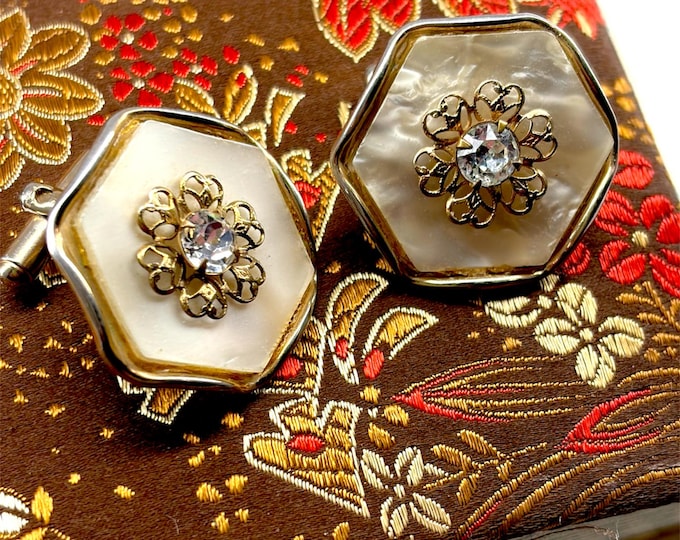 Vtg. Mother of Pearl CUFFLINKS gold tone, uniquely SWANKY HEXAGONAL shape Men’s jewelry for formal wedding, prom
