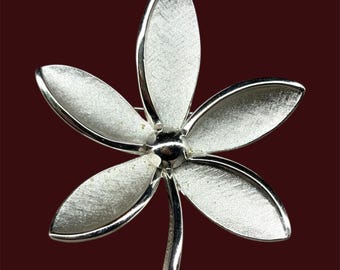 CROWN TRIFARI signed silver tone FLOWER brooch brushed metal pin 1970s