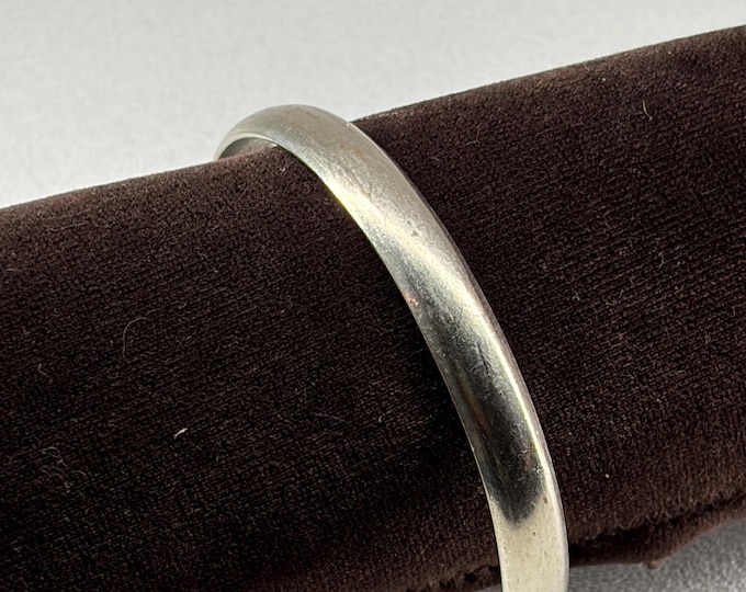 Minimalist sterling silver bangle bracelet 23g
