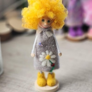 Handcrafted Doll, made from polymer Clay, home Gift, Art doll, doll daisy, gift for family member, gift for girlfriend, gift for mother,