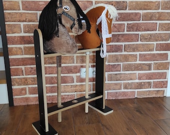 Stable for 2,3 or 4 hobby horses, hobby horse stand