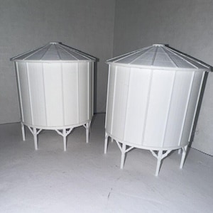 HO Scale Grain Bin Dryer / Farm Storage 2-Pack Detailed Model 1:87 Train Scenery / Industrial Buildings