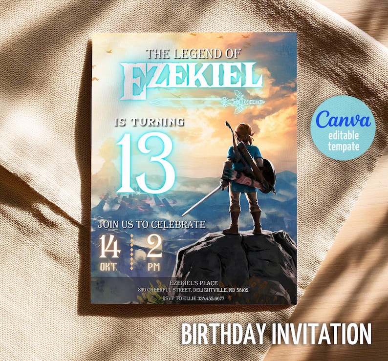 Puede incluir: Invitaci&oacute;n de cumplea&ntilde;os con tem&aacute;tica de videojuego. El dise&ntilde;o incluye el texto "THE LEGEND OF EZEKIEL" y "IS TURNING 13". Un personaje con una espada est&aacute; de pie sobre una roca. La invitaci&oacute;n tambi&eacute;n incluye la fecha y la hora.
