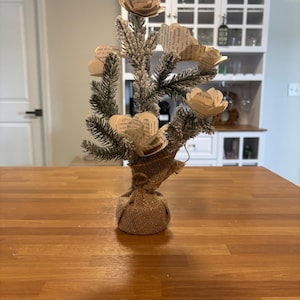 Mini Book Page Flower Tree – Rustic Winter Tabletop Decor with Burlap Base