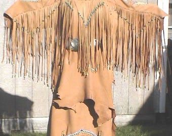 Handgefertigtes Jeniun Lederkleid im indianischen Stil