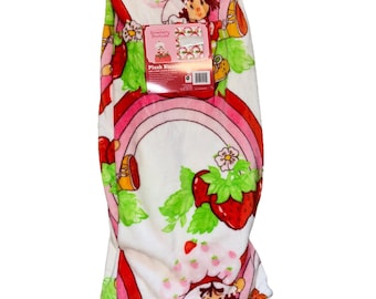 Strawberry Shortcake Throw Blanket 50"x60" Red Rainbow Girly Soft