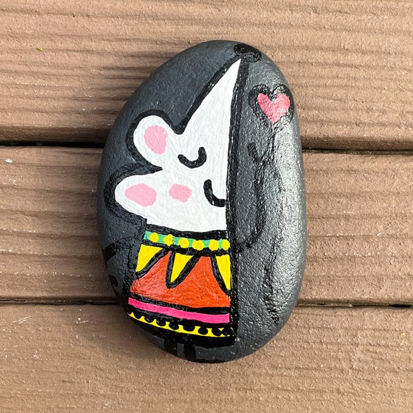 Whimsical Mouse Rock, Hand-Painted Cute Mouse with Heart, Animal Art Stone Gift, Uplifting Home or Garden Decor