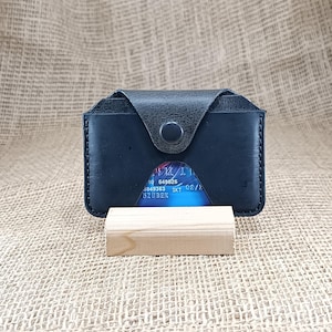 Personalisierte Leder Kartenhalter Handmade Slim Wallet Minimalist Gewachstes Rindsleder | Fassungsvermögen: 7 Karten | Schwarz & Grau | Geschenk für Sie oder Ihn