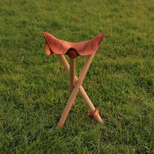 Handmade 3-Leg Leather Stool – Foldable Vintage Camp Seat
