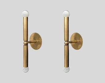 Mid-Century Modern Brass Wall Sconce - Minimalist Lighting Fixture