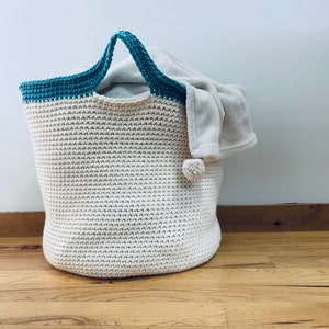 PDF Crochet Pattern Two Toned Baskets image 1