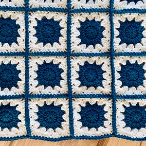 PDF Crochet Pattern - Chunky Motif Square Blanket