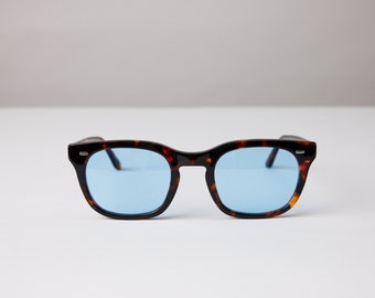 New York Eye_rish, Dingle. Dark Tortoise Shell Frame with Blue Lenses