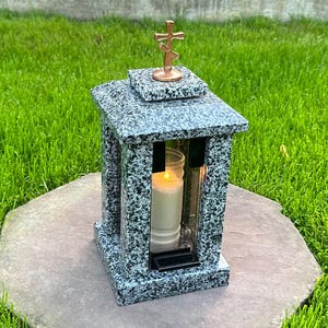 Grave candle holder | Orthodox grave lantern | Granite memorial lantern | Cemetery decorations | Graf lantaarn natuursteen