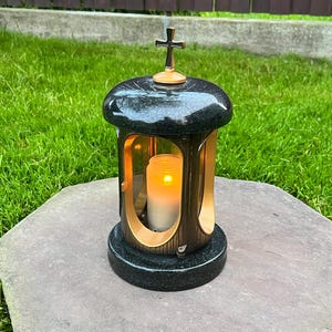 Friedhofslaterne | Granit  Laterne Friedhof | Grabschmuck | Granit Laternentrauer | Grablampe Granit | Grablicht | Grablaterne | Grablicht