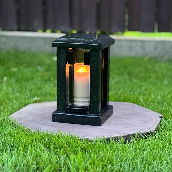 Grablaterne aus Granit, Wetterfeste Grablampe für Friedhof, Massiver Grabschmuck Modern, Grablicht Halterung, Trauergeschenk