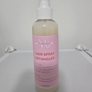 Curly Hair Detangler Spray – Natural, Vegan  Kid-Friendly – Softens, Moisturizes & Eases Styling