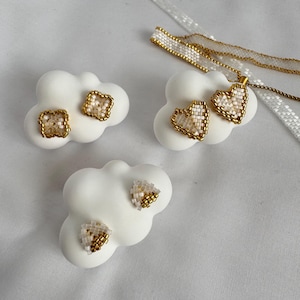 Beaded stud earrings