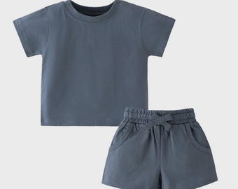 Conjunto de verano para niños pequeños