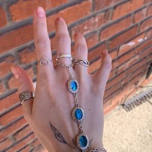 Triple bead hand chain