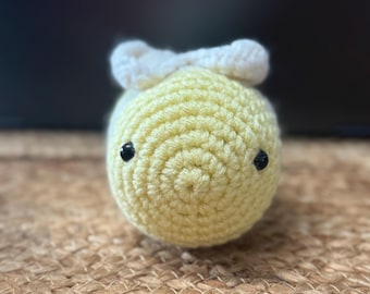 Gehäkelte Biene Stoffie