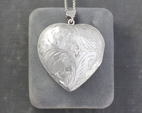 double picture locket necklace