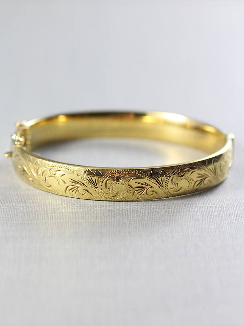 Vintage 9ct Gold Bangle, Swirl Engraved Bracelet with Clasp and Safety ...