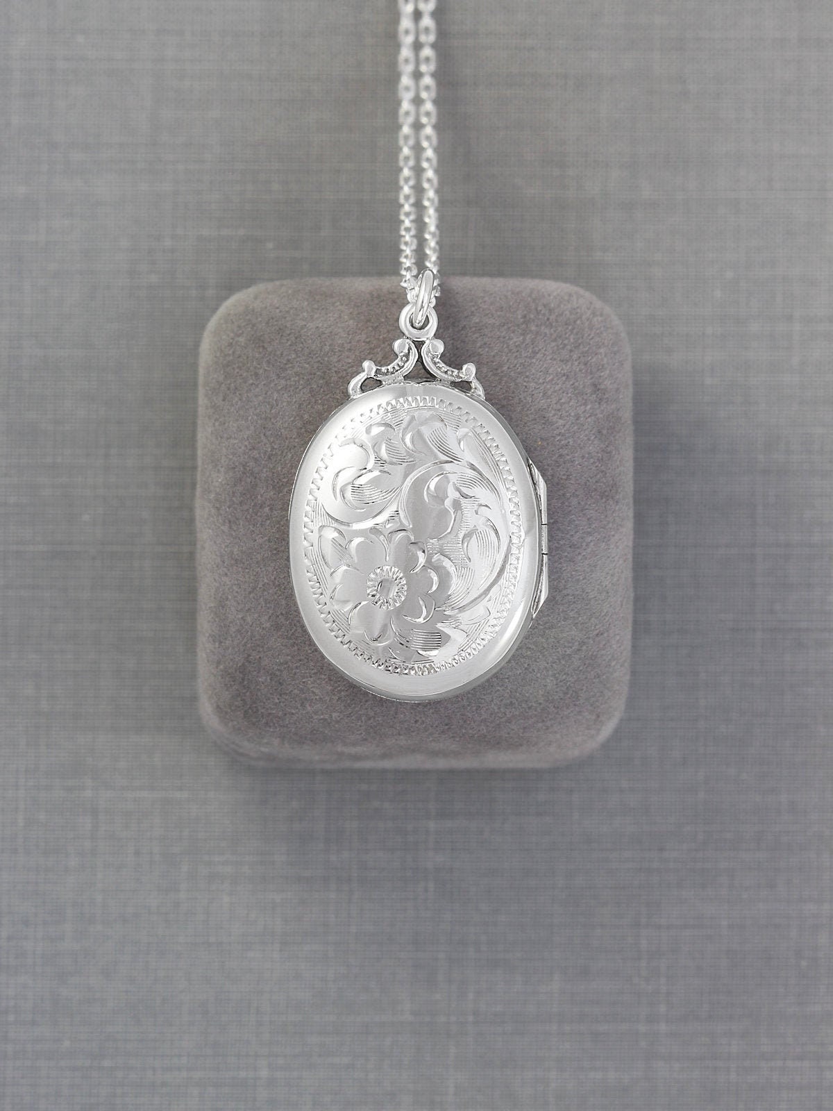 Vintage Sterling Silver Locket Necklace, Oval Photo Pendant Perfect