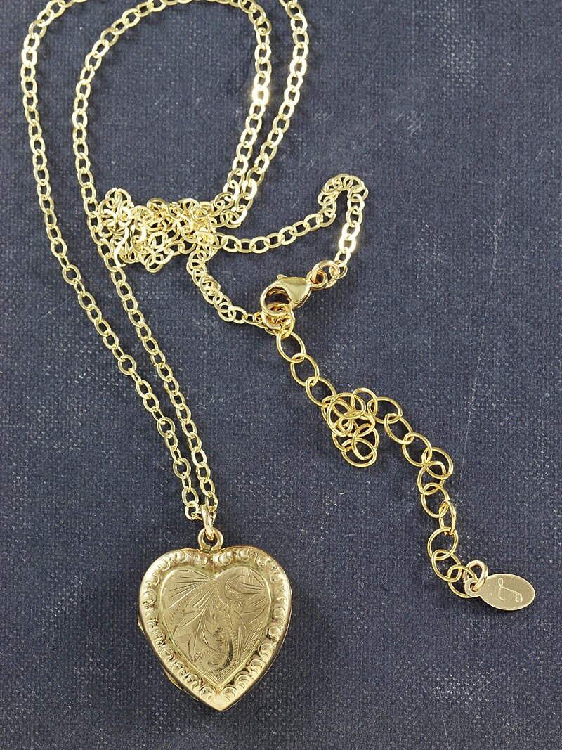 Vintage 9ct Gold Heart Locket Necklace, Border Embossed Fancy Engraved ...