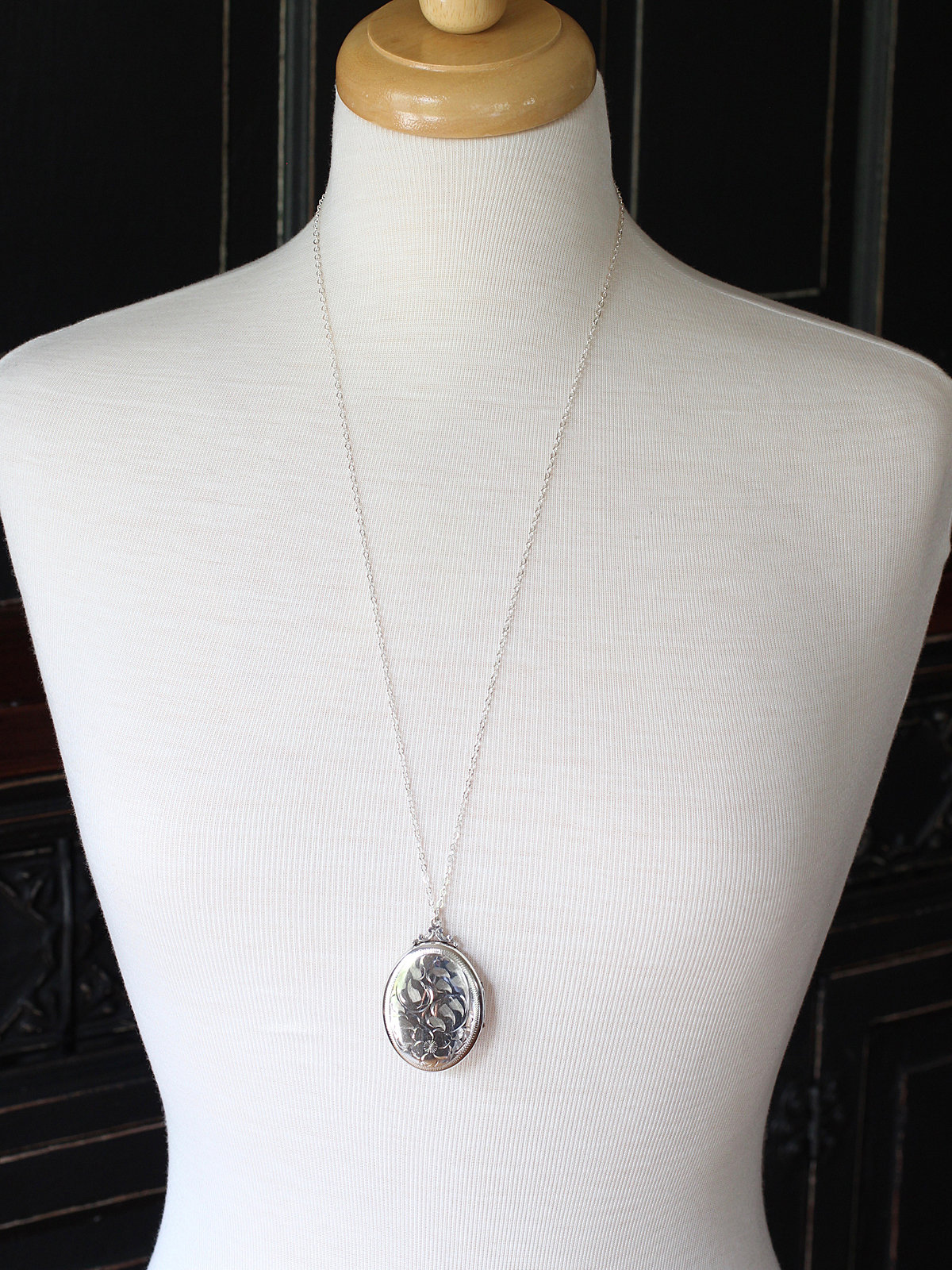 Large Oval Sterling Silver Locket Necklace, Vintage Photo Pendant