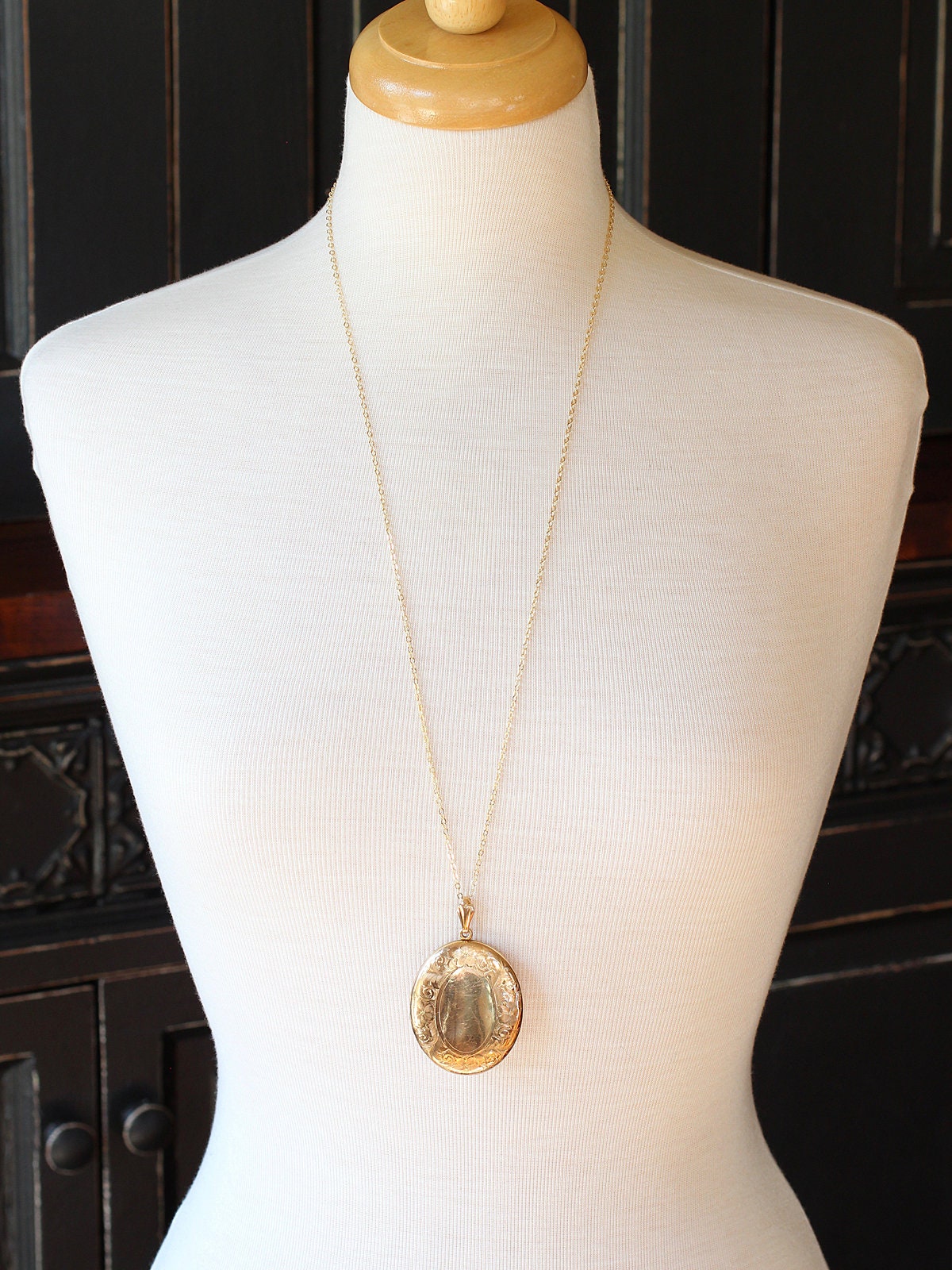 Extra Large Antique Gold Oval Locket Necklace, W&H Co 100 Year Old Photo Pendant Given for
