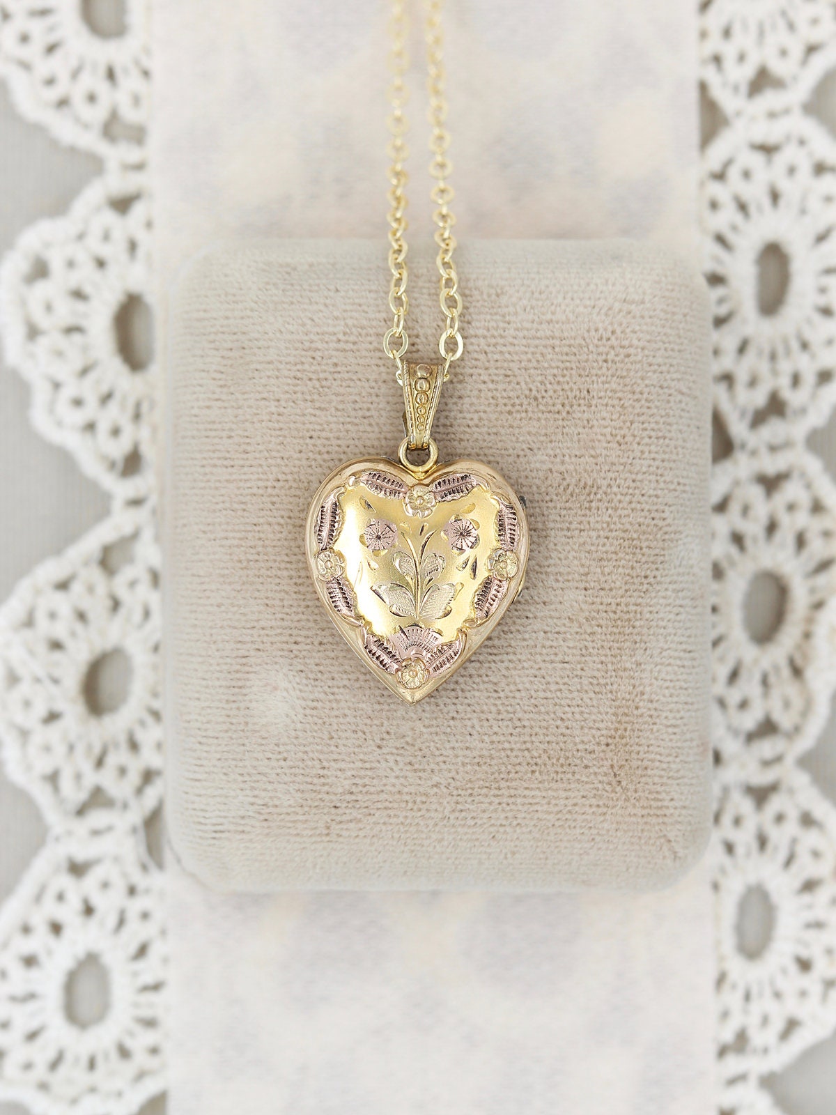Gold Heart Locket Necklace, Gold Filled Vintage Pendant with Adjustable ...