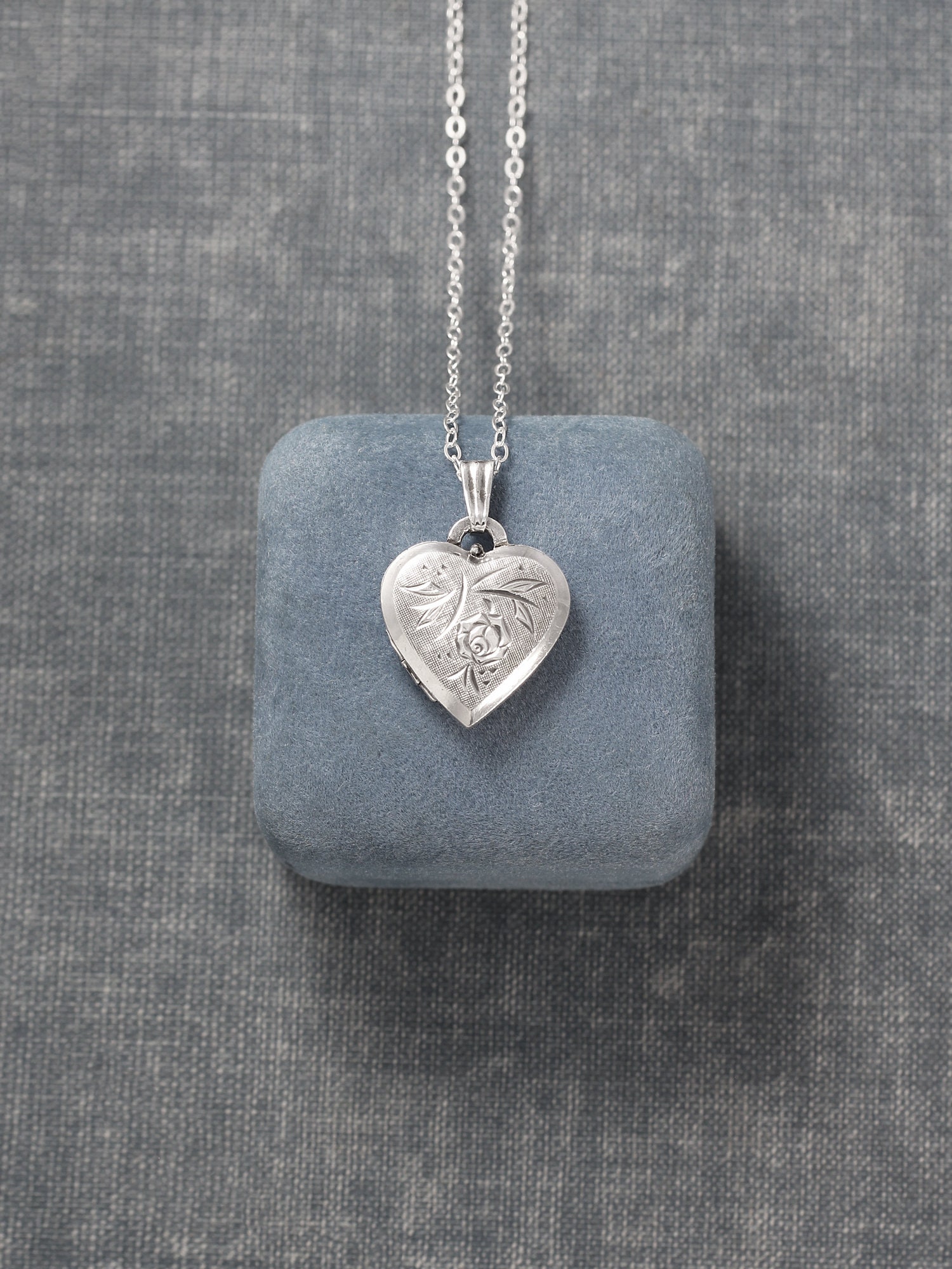 Vintage Sterling Silver Heart Locket 