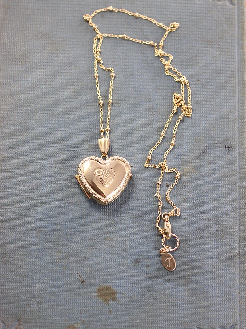 9ct Gold Heart Locket Necklace, Multi Photo 4 Picture Pendant - Family ...