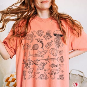 Sea Animals 90s Vintage Style Tshirt Retro Comfort Colors® Y2k Ocean Shirt Sealife, Whale, Orca, Turtle, Dolphin Shirt Unisex Adult Tee