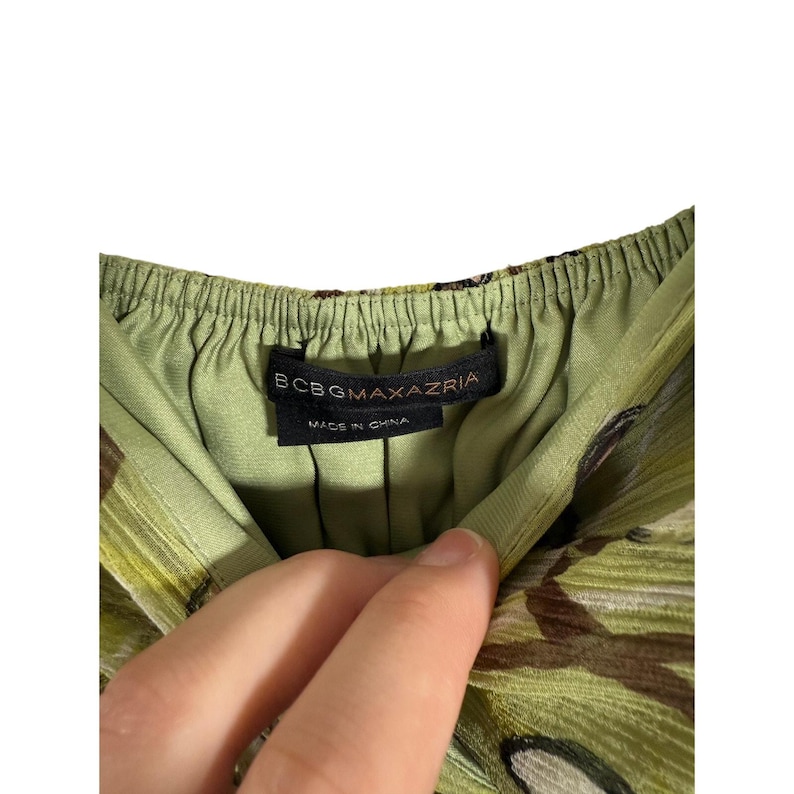 Vintage Y2K BCBG Max Azria Green 100% Silk Empire Waist Sun Dress Cocktail Party image 4
