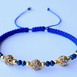 Macrame bracelet. Woven bracelet.