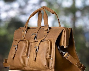 Bolsa de viaje de cuero: bolso de fin de semana con bolsillos profundos - Personalizada