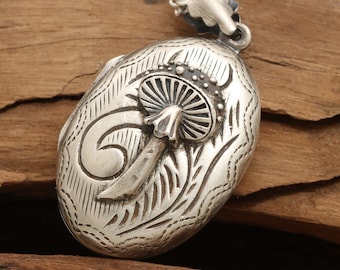 Sterling Silver Locket Necklace With Working Compass, Picture Locket For Women, Mushroom Necklace, Photo Pendant, Mushroom Locket