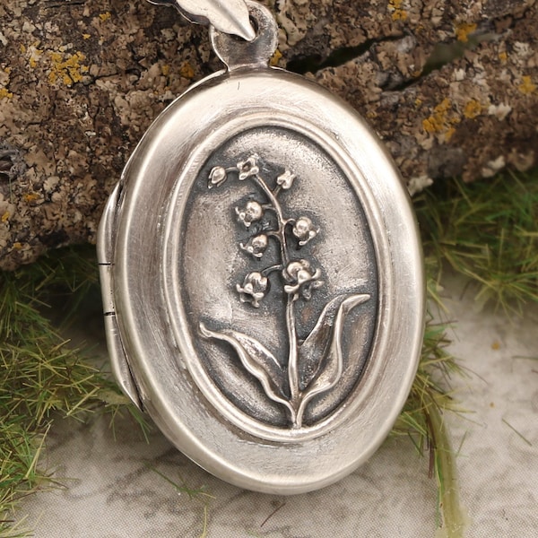 Lily Of The Valley Locket, Birth Flower Locket, May Birth Month, Locket Sterling Silver, Cottagecore Jewelry, Birth Month Flower, Photo