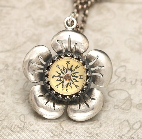Necklaces for sale women near me