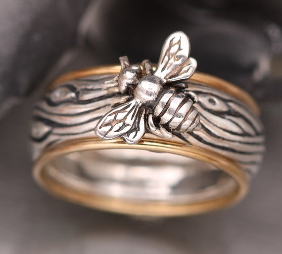 bee ring