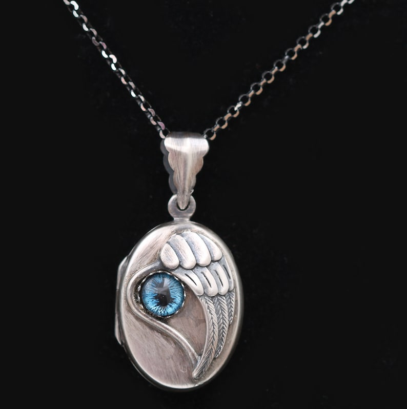 Working Compass January Birthstone Necklace Victorian Gothic Necklace Sterling Silver Heart Locket Winged Heart Necklace Garnet Pendant