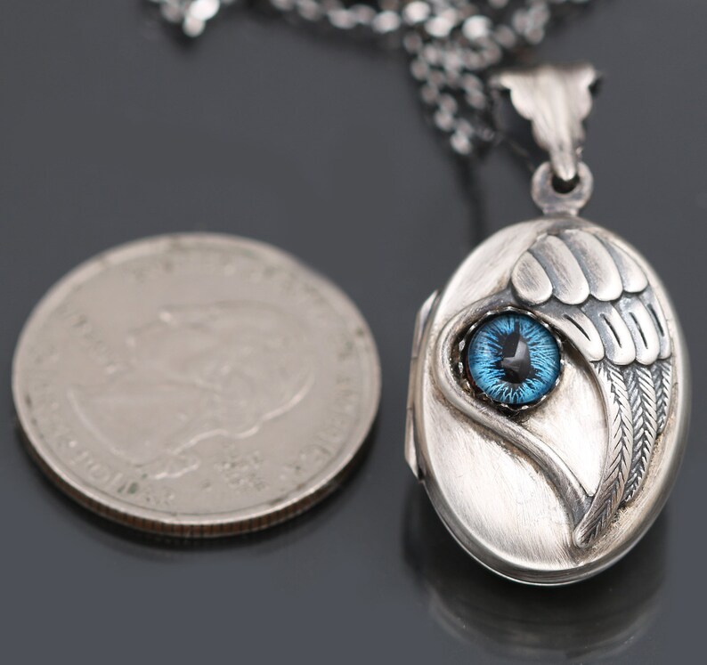 Working Compass January Birthstone Necklace Victorian Gothic Necklace Sterling Silver Heart Locket Winged Heart Necklace Garnet Pendant