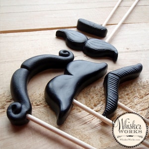 Bigotes en palos - Dapper Mix - Conjunto de 5 accesorios para fotomatón