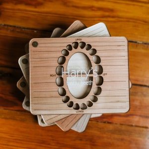 Caja de madera personalizada para guardar dientes de bebé: nogal, cerezo, nogal americano y caoba. Hecha a mano en Estados Unidos.