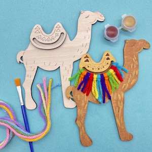 5 Dollar Crafts - Kit artigianale cammello arcobaleno - Vernice e filato inclusi - Colori pastello o vivaci