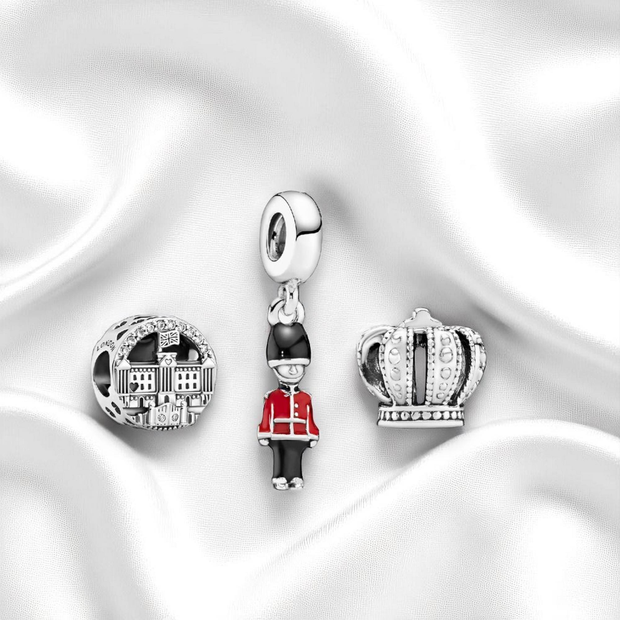London charm pandora - Etsy 日本