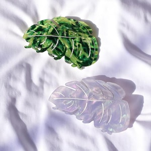 Green Leaf Hair Claw Clip | 3.7&quot; Large Non-Slip Hair Grip for Women - Girls | Strong Hold Hair Accessory for Thin Hair.